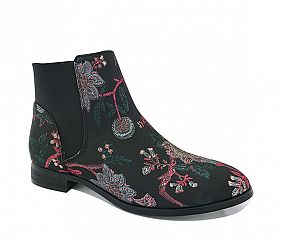 8038T09 Black